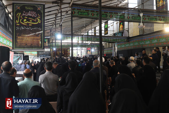 تشییع پیکر شهید گمنام در وزارت فرهنگ و ارشاد اسلامی