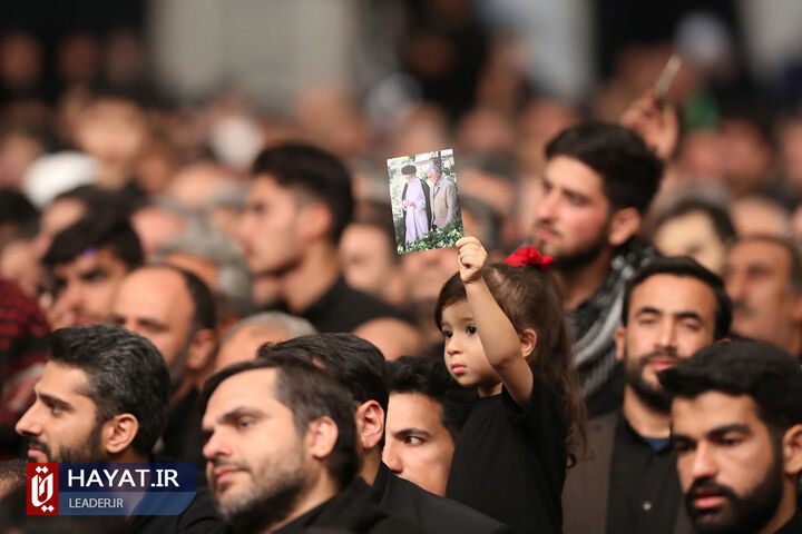 مراسم عزاداری شب تاسوعای حسینی (ع) با حضور رهبر انقلاب