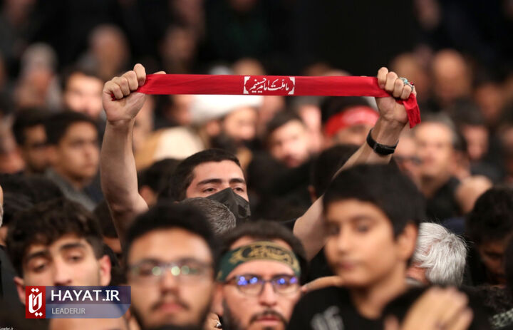 مراسم عزاداری شب عاشورای حسینی با حضور رهبر انقلاب