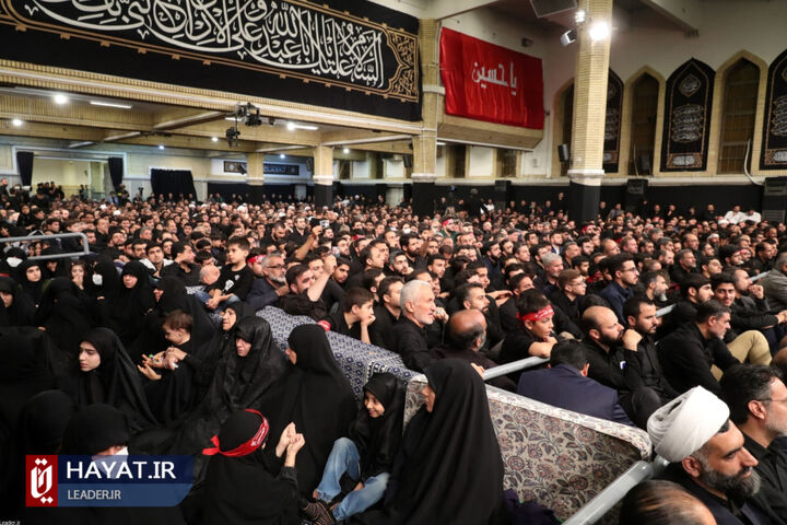 مراسم عزاداری شب عاشورای حسینی با حضور رهبر انقلاب