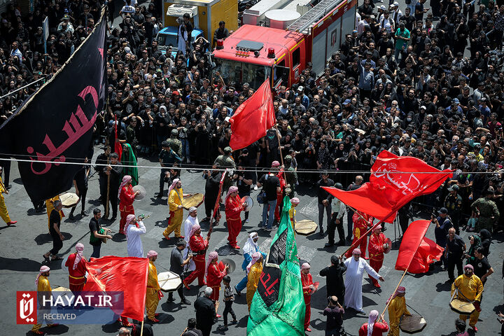 مراسم عزاداری ظهر عاشورا در تهران