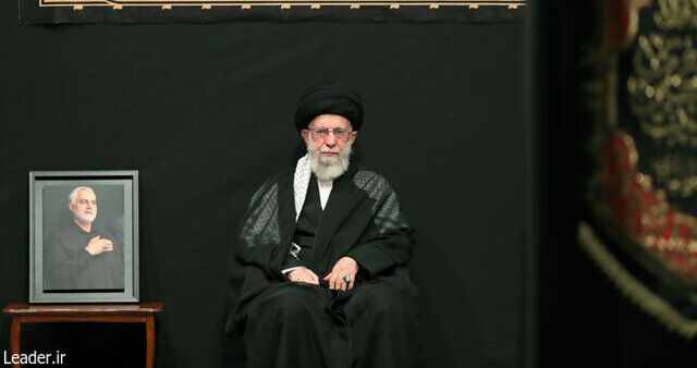 برگزاری مراسم عزاداری شام غریبان با حضور رهبر انقلاب برگزاری مراسم عزاداری شام غریبان با حضور رهبر انقلاب