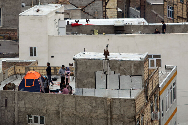 بعد از بامخوابی زنگ خطر کانتینرخوابی هم به صدا در آمد!/ متولی تامین مسکن خانواده ایرانی چه کسی است؟