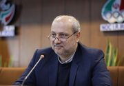 مناف هاشمی: سیاست ورزش ایران کاهش دوران سرپرستی فدراسیون‌هاست