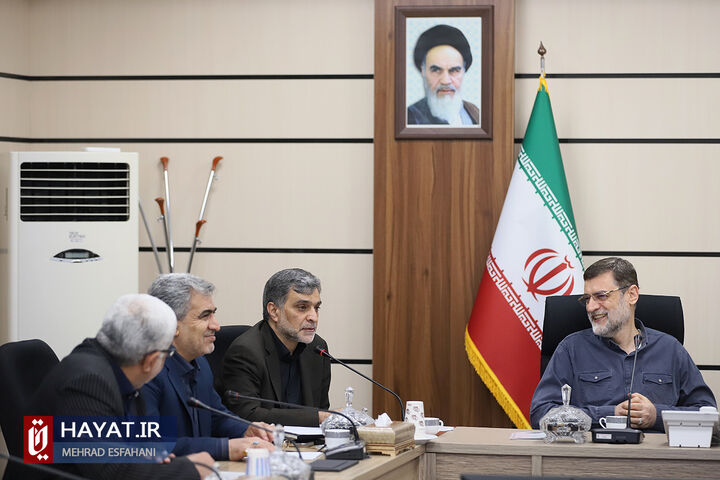 جلسه دبیر شورای عالی انقلاب فرهنگی و شورای معاونین بنیاد شهید