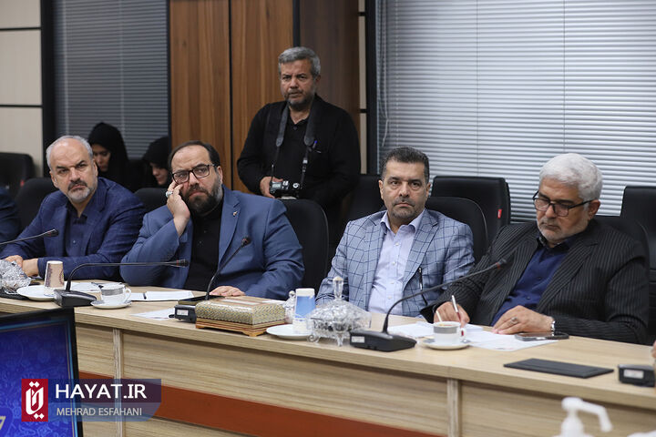 جلسه دبیر شورای عالی انقلاب فرهنگی و شورای معاونین بنیاد شهید