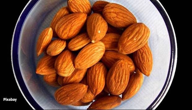 ۶ عارضه مصرف بیش از حد بادام درختی ۶ عارضه مصرف بیش از حد بادام درختی