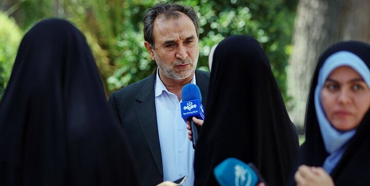 دهقان: علاوه بر کره جنوبی، پیگیر وصول مطالبات از بحرین هم هستیم دهقان: علاوه بر کره جنوبی، پیگیر وصول مطالبات از بحرین هم هستیم