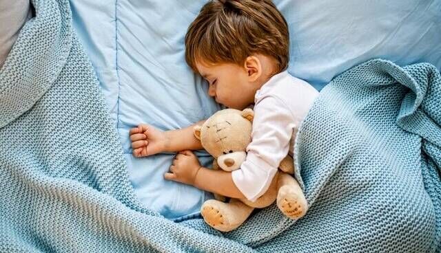 چرت زدن چه تاثیری بر مغز کودکان دارد؟ چرت زدن چه تاثیری بر مغز کودکان دارد؟