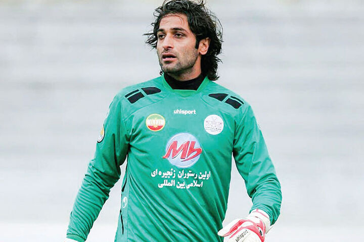 قوانین جدید سازمان لیگ به سود تراکتور و سپاهان است/ چرا پرسپولیس باید یک سهمیه خارجی خرج گلر ذخیره کند؟ قوانین جدید سازمان لیگ به سود تراکتور و سپاهان است/ چرا پرسپولیس باید یک سهمیه خارجی خرج گلر ذخیره کند؟