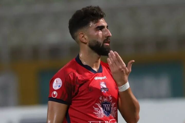 دیپورتی تراکتور در راه فولاد خوزستان دیپورتی تراکتور در راه فولاد خوزستان