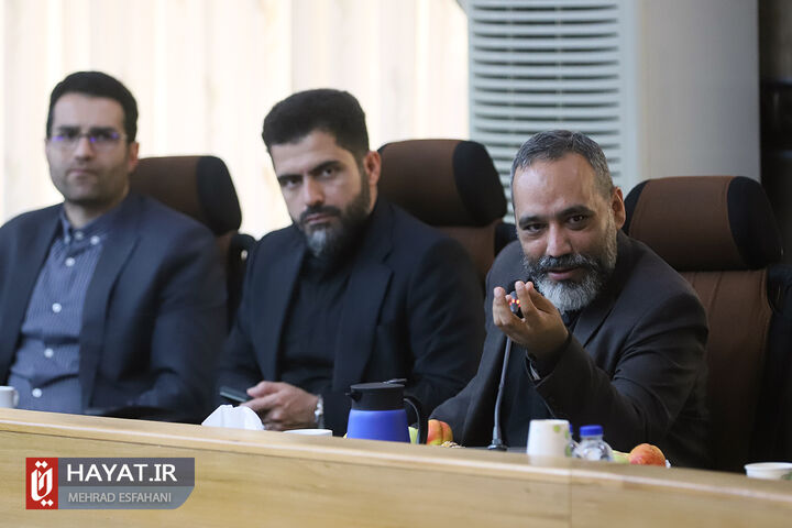 نشست فرمانده کل انتظامی کشور با مدیران رسانهها و خبرنگاران