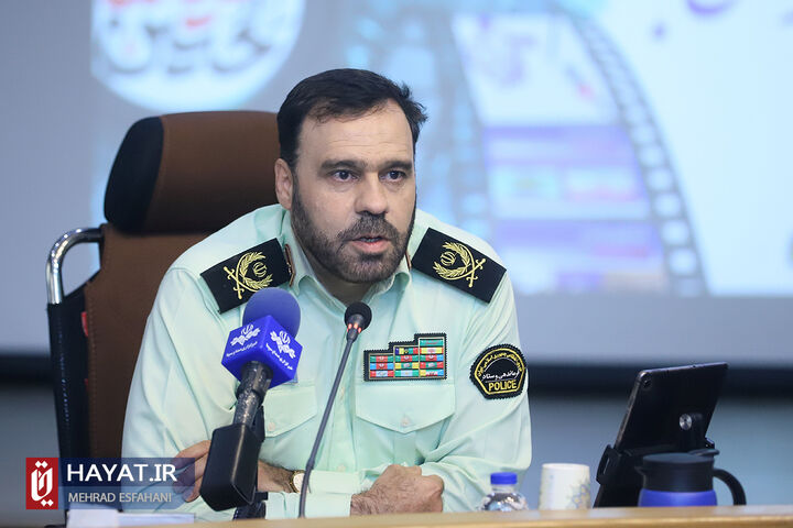 نشست فرمانده کل انتظامی کشور با مدیران رسانهها و خبرنگاران