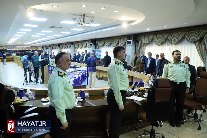 نشست فرمانده کل انتظامی کشور با مدیران رسانهها و خبرنگاران