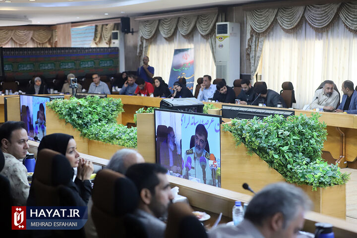 نشست فرمانده کل انتظامی کشور با مدیران رسانهها و خبرنگاران