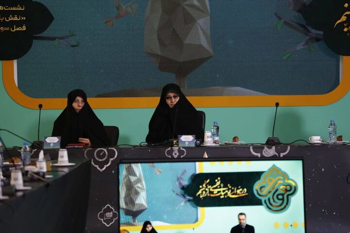 زنان باید در خط مقدم جنگ نرم باشند / هیأتها برای تسهیل ازدواج به میدان بیایند زنان باید در خط مقدم جنگ نرم باشند / هیأتها برای تسهیل ازدواج به میدان بیایند