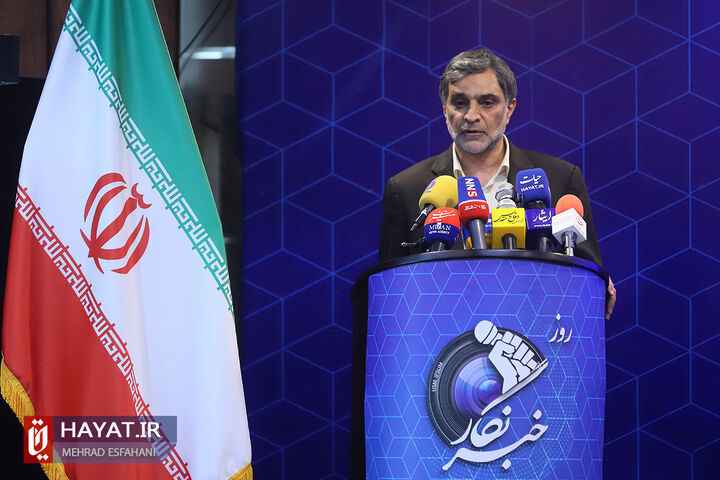 آیین تجلیل از خبرنگاران با حضور رئیس بنیاد شهید و امور ایثارگران