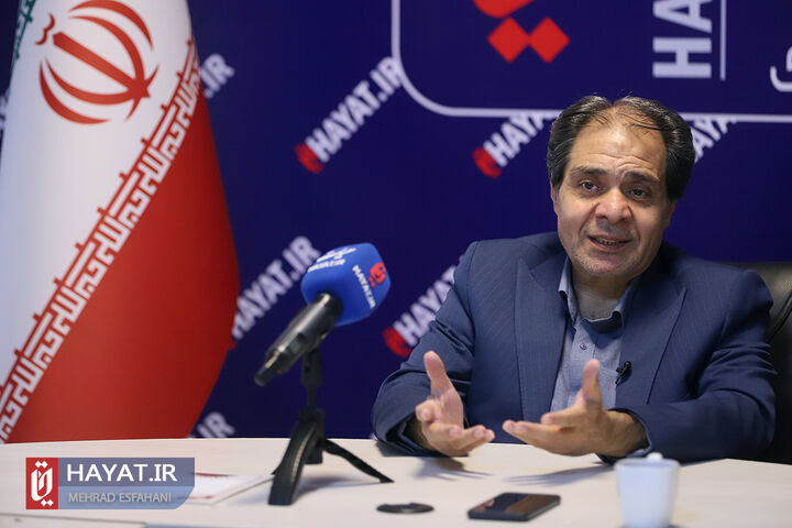 بازدید مدیرعامل بیمه دی از پایگاه خبری حیات