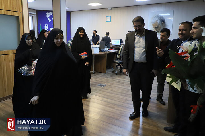 حضور مدیرکل امور شاهد و ایثارگران وزارت آموزش و پرورش در پایگاه خبری حیات