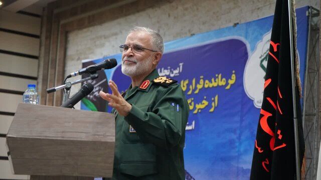 خبرنگاران نگاه انقلابی و جهادی به مسائل داشته باشند خبرنگاران نگاه انقلابی و جهادی به مسائل داشته باشند