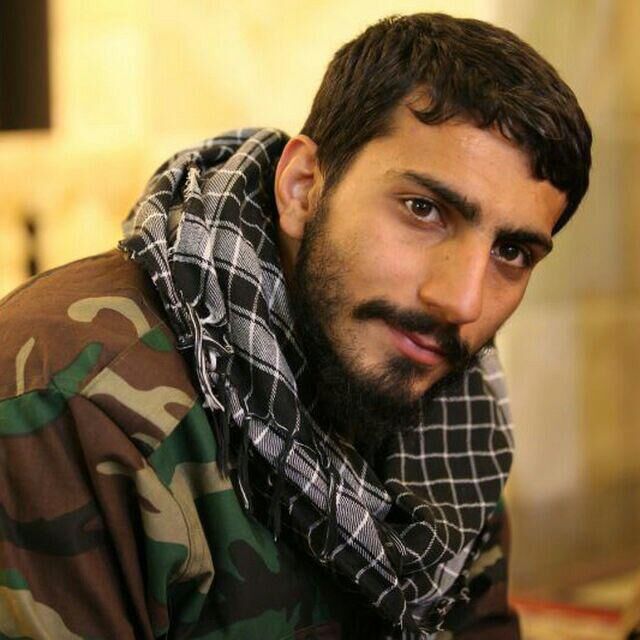 تقریظ رهبری بر کتابم باعث افتخار است/ شهدا انتخاب می کنند چه کسی برایشان کاری انجام دهد تقریظ رهبری بر کتابم باعث افتخار است/ شهدا انتخاب می کنند چه کسی برایشان کاری انجام دهد