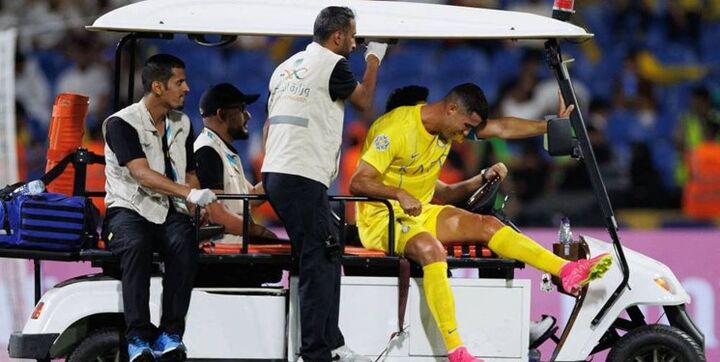 مدت دوری رونالدو از میادین مشخص شد مدت دوری رونالدو از میادین مشخص شد