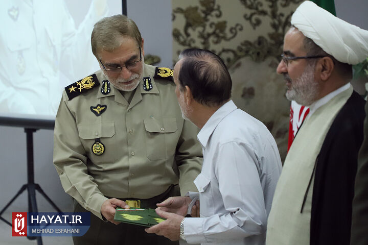 اولین گردهمایی مسئولان نگهداری از اسرای عراقی در دوران دفاع مقدس