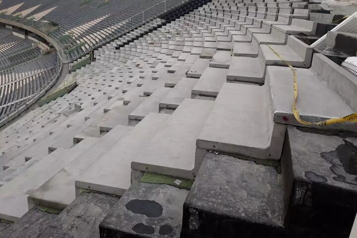 آزادی همچنان در حسرت تماشاگر آزادی همچنان در حسرت تماشاگر