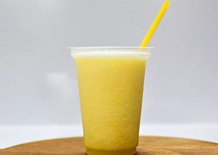 یخ در بهشت با زعفران و تخم شربتی مخصوص روز های گرم یخ در بهشت با زعفران و تخم شربتی مخصوص روز های گرم