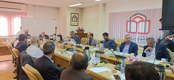 به دنبال ایجاد مرزهایی نوین در علوم پایه هستیم/نباید در برابر علم تسلیم شد به دنبال ایجاد مرزهایی نوین در علوم پایه هستیم/نباید در برابر علم تسلیم شد