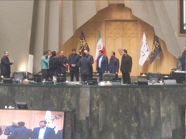 نشست علنی مجلس شورای اسلامی با ریاست محمد باقر قالیباف آغاز شد