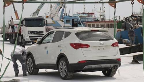 ورود 5هزار دستگاه خودرو وارداتی به گمرکات و بنادر کشور ورود 5هزار دستگاه خودرو وارداتی به گمرکات و بنادر کشور