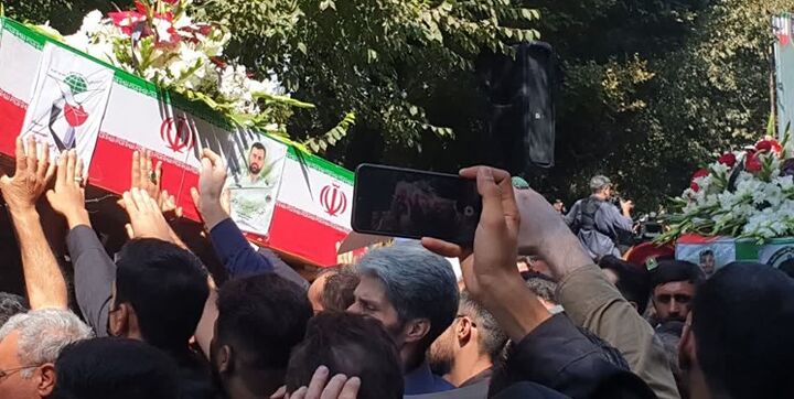 سردار رضایی: دارندگان سلاح گرم باید به اشد مجازات برسند سردار رضایی: دارندگان سلاح گرم باید به اشد مجازات برسند