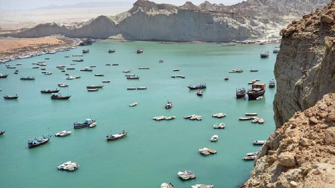 ایران مهیای ساخت یک اَبربَندَر در سواحل مکران