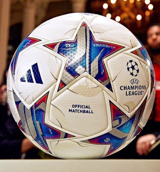رونمایی از توپ جدید لیگ قهرمانان اروپا + عکس