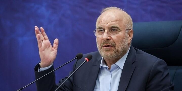 قالیباف: واقعیت تلخ امروز آن است که سهم بزرگ اقتصاد برای تصدی دولت است قالیباف: واقعیت تلخ امروز آن است که سهم بزرگ اقتصاد برای تصدی دولت است