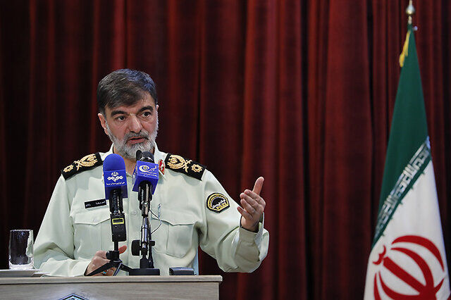 تردد زائران اربعین در کمترین زمان ممکن صورت میگیرد تردد زائران اربعین در کمترین زمان ممکن صورت میگیرد