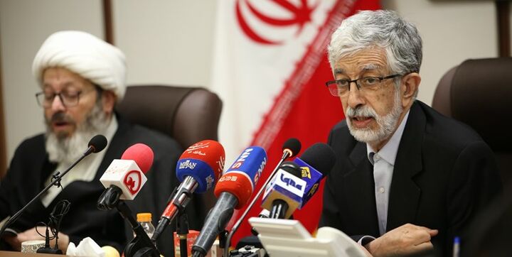 سکولاریسم را نباید نفی مطلق دین بدانیم سکولاریسم را نباید نفی مطلق دین بدانیم