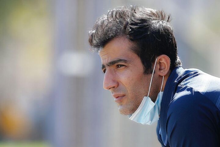 گزینه جذاب نیمکت فولاد از امارات گزینه جذاب نیمکت فولاد از امارات