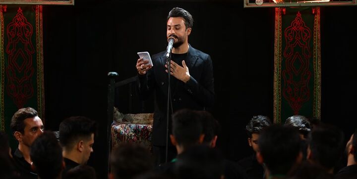 حضور چهرههای هنری و سیاسی در کنسرت راغب / بازخوانی نوحههای قدیمی اباعبدالله الحسین(ع) توسط راغب حضور چهرههای هنری و سیاسی در کنسرت راغب / بازخوانی نوحههای قدیمی اباعبدالله الحسین(ع) توسط راغب