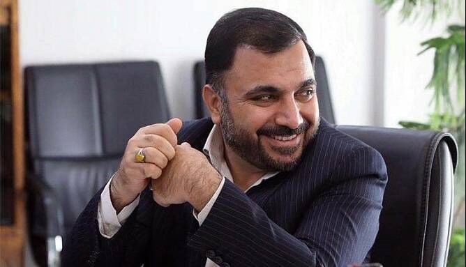 وزیر ارتباطات: دولت را به آیکونهای گوشیتان اضافه میکنیم وزیر ارتباطات: دولت را به آیکونهای گوشیتان اضافه میکنیم