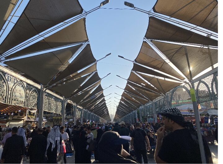 ۲۰۰ هزار مترمربع سایهبان در خیابانهای منتهی به حرمهای کربلا نصب شد ۲۰۰ هزار مترمربع سایهبان در خیابانهای منتهی به حرمهای کربلا نصب شد