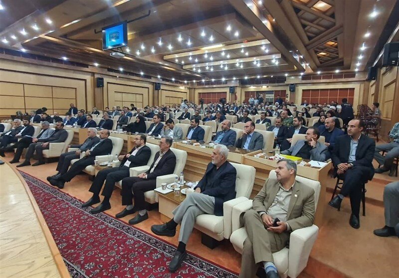 وزیر ارتباطات: چند پرتاب ماهواره به مدار ۶۰۰ کیلومتری زمین خواهیم داشت/ حضور ۴۰ میلیون کاربر ایرانی در پیامرسانهای بومی