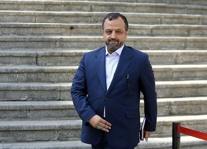 خبر خوب وزیر اقتصاد برای صادرکنندگان/ امیدواری به حمایت مجلس برای جلوگیری از افزایش مالیات خبر خوب وزیر اقتصاد برای صادرکنندگان/ امیدواری به حمایت مجلس برای جلوگیری از افزایش مالیات