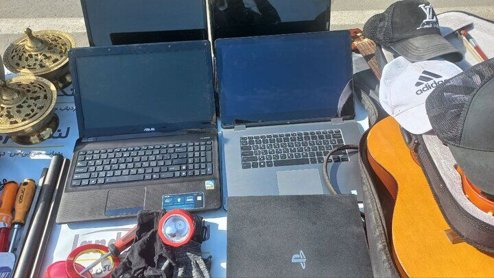 با خرید گاوصندوق به سارقان منازل کمک خواهید کرد با خرید گاوصندوق به سارقان منازل کمک خواهید کرد