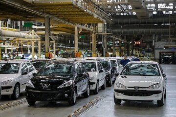 قیمت خودرو همچنان در سطوح بالا؛ بازار قفل شد