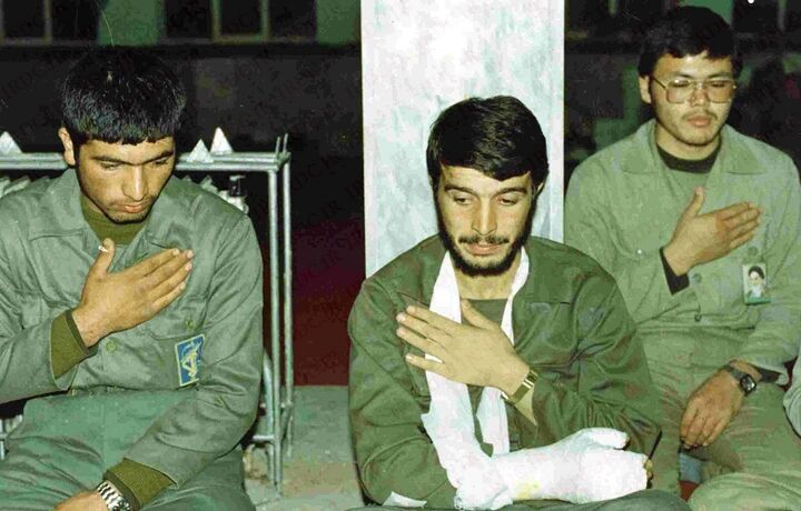 از پخش اعلامیه در کنار خواهر تا مجاهدتهای انقلابی فرزند کردستان از پخش اعلامیه در کنار خواهر تا مجاهدتهای انقلابی فرزند کردستان