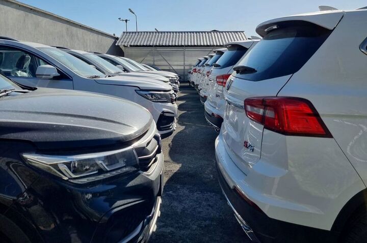 سقوط قیمت خودروهای مونتاژی در بازار سقوط قیمت خودروهای مونتاژی در بازار