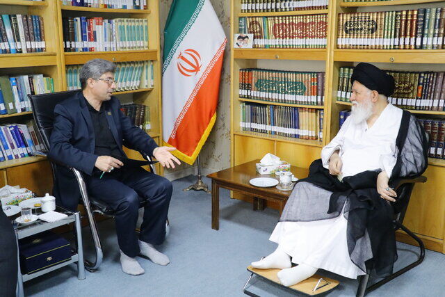 برای احیای حقوق مردم با هیچکس تعارف نداشته باشید برای احیای حقوق مردم با هیچکس تعارف نداشته باشید