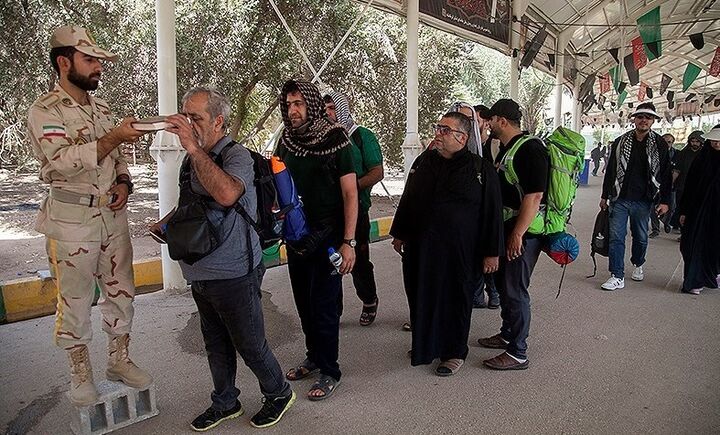 تازهترین اخبار از مرز خسروی| تردد ۷۳۰ هزار زائر اربعین/ ورود زائران افزایشی شد تازهترین اخبار از مرز خسروی| تردد ۷۳۰ هزار زائر اربعین/ ورود زائران افزایشی شد